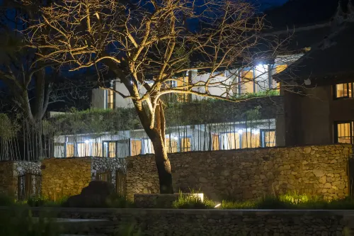 Nut Tree Country House Hotels in Lantian