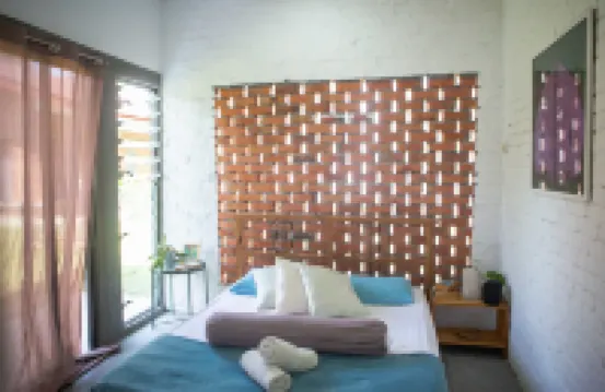 Rouhi Retreats By Doulos