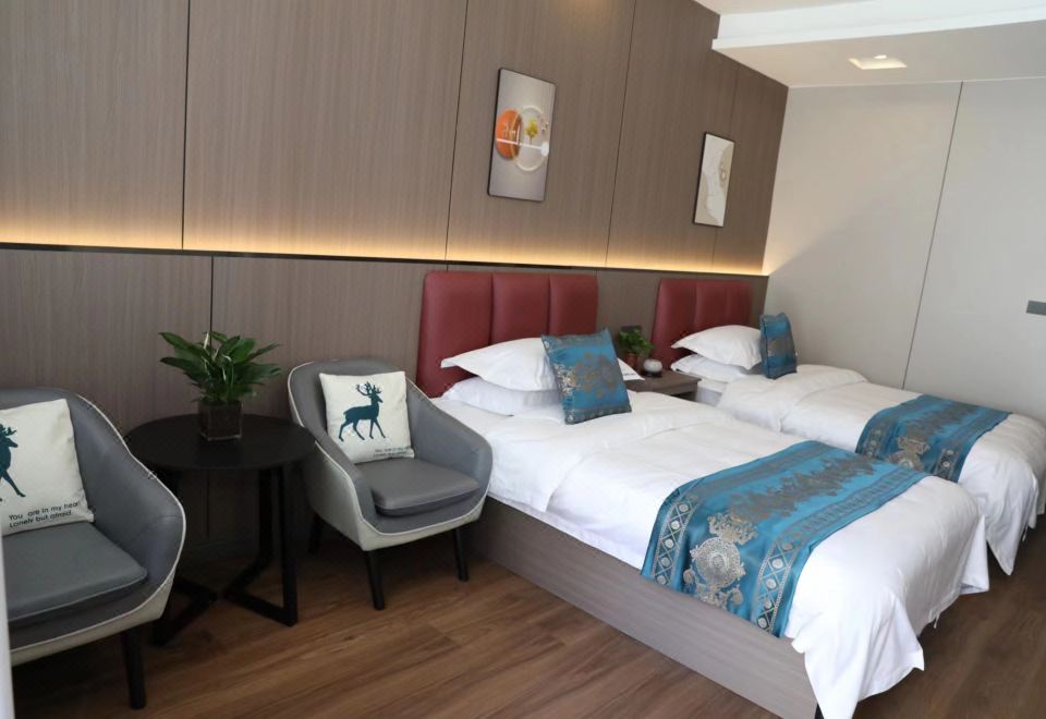 Holdiday Inn Xinyue Holiday Hotel в г. Фаньцжи - 2026, цены, предложения и отзывы ...