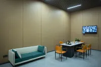 Ant Nest Light Luxury Apartment - بار