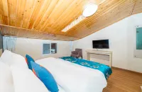 Dandelion Theme Hotel - بار