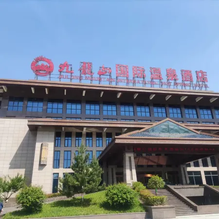 JIU LONG MOUNTAIN INTERNATIONAL HOT SPRINGS HOTEL