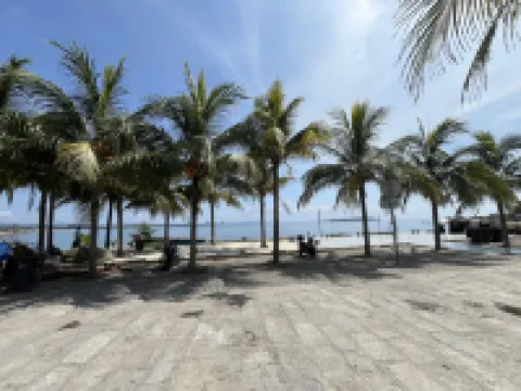 Yomovo Sanya Youth Hostel