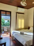 Tingkham Guesthouse