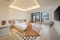 NANBEI Nanbei · Designer Aesthetic Homestay (Zhenyuan Ancient Town New Bridge)