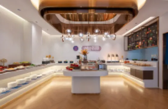 Yitel Collection Hotel (Shijiazhuang Railway Station West Plaza)