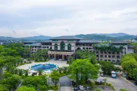 Dragon Bay Natural Hot Spring Resort