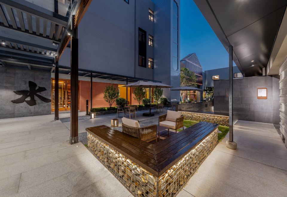 3. 장궈 푸인 호텔..