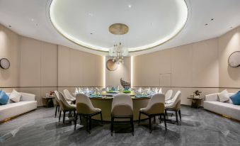 LuoJia Hills Hotel