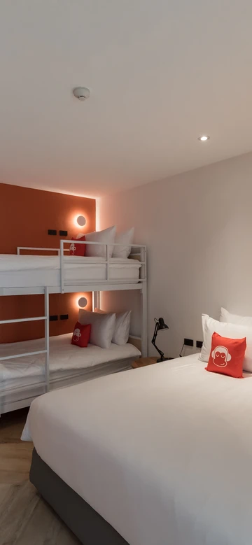 รูปภาพของบลูมังกี้ ฮับ แอนด์ โฮเทล บางแสน