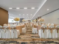 HOWARD JOHNSON Life Hotels near Xindu