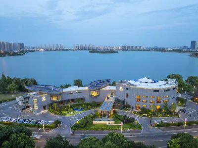 Breeze & Moon Hotel Suzhou