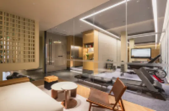 Atour Hotel Qingdao May Fourth Square City Hall