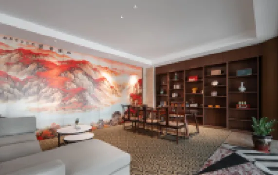 โรงแรมนานาชาติแพลตตินัม