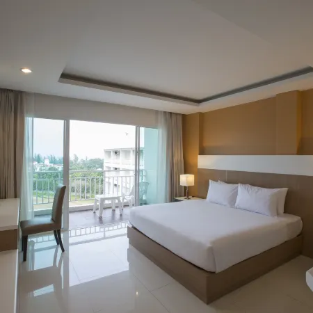 Chanalai Hillside Resort, Karon Beach