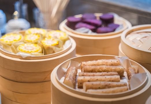 Orange Crystal Linyi Yihe Road Convention and Exhibition Center Hotel Hotel Overview