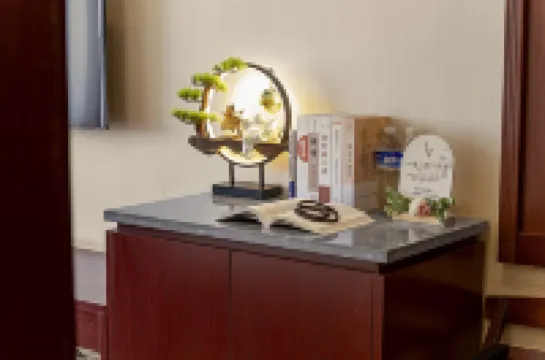 Jinglihao Hotel (Ejinaqi Huyanglin) Hotels in Ejin Banner