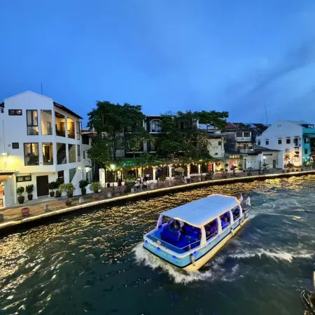 VIENTO RedHouse Melaka by Rest Collection