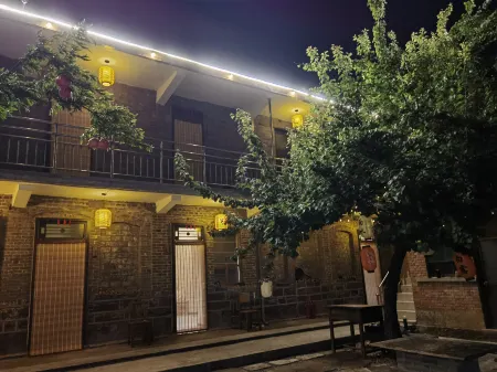 Yubing Hotel Homestay Отели рядом с достопримечательностью «The Red Flag Canal Scenic Area»