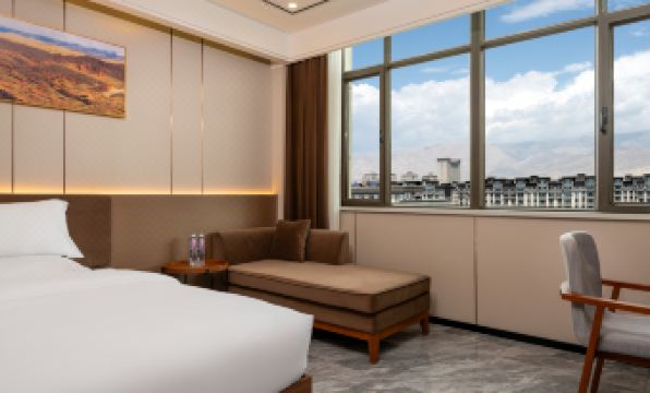Desert Hotel
