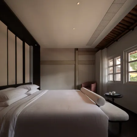Linhai is not as good as Fang Holiday B&B (Ziyang Street Branch)