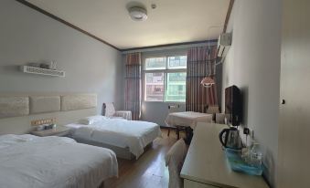 Changshun Nationality Hotel