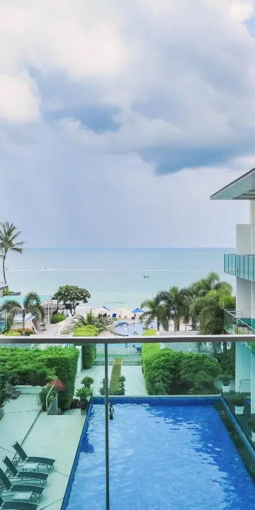 ห้องลักชัวรีพร้อมวิวทะเล