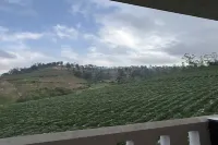 Puncak Darajat Highland Hotels in Pasirwangi