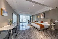 Chunchengyi Homestay (Kunming South Station Colorful Yunnan First City Branch) Hotels near Luolong Park