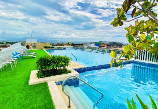 5. 아잘리아 호텔 ..