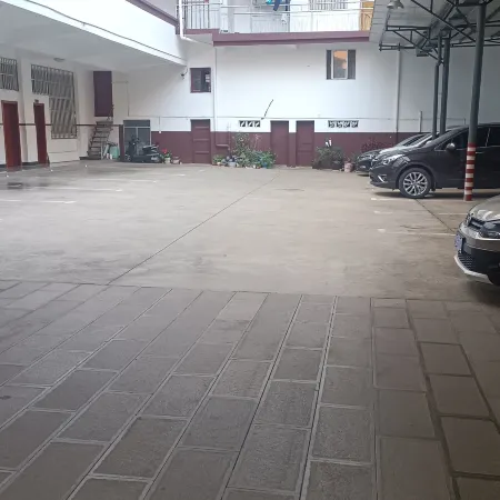 Shiping Ancient City Inn (Yunquan Road)