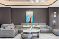 7 Flowers Hotel (Urumqi International Airport Store) - balcony