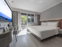 Tianjin Binhai  Third Avenue Atour Light Hotel Hotels near Tanggu