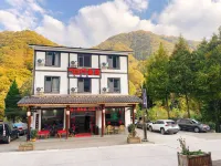 Hongye Xiangju Hostel