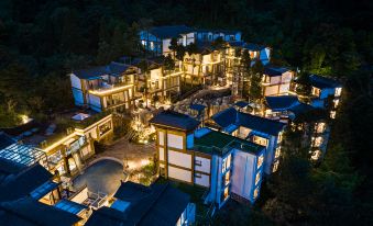 Huaxuan Hot Spring Hotel,Qingcheng Mountain