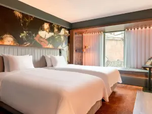 Renaissance Amsterdam Hotel