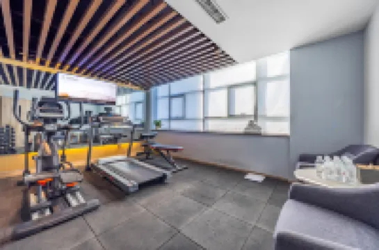 Atour Hotel (Zhangjiakou High-speed Rail Station Civil Square)