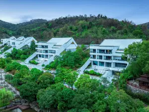 โรงแรมบ้านสวนหลงหนวี่ เฉินโจว