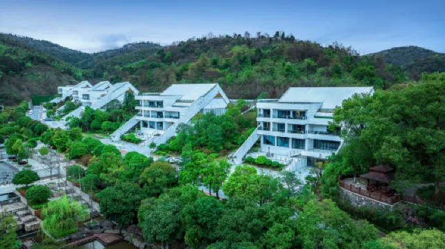 Chenzhou Longnv Garden Hotel