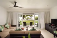 Lomani Island Resort & Spa Hotels in Malolo Island