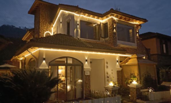 Yunshen · Buzhichu · Private Hot Spring · Villa (Floral Water Bay)