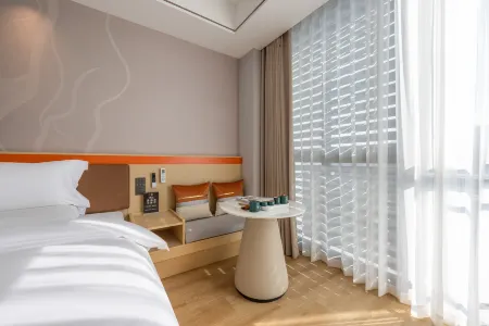 Wencheng hotel(Ningbo Yuyao Railway Station Huaren Wucaicheng) Отели рядом с достопримечательностью «Longquan Mountain of Yuyao»