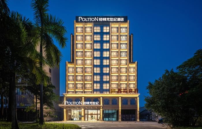 Poltton Century Hotel（Yangjiang  Jinshan Road ）