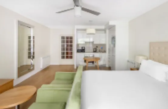 Royal Regency Paris Vincennes