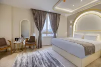 Pyramids Plateau Hotel