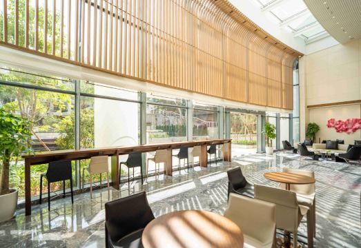 CM+ 서비스 아파트먼트 선전 타이거