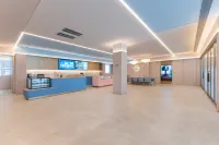 漢庭酒店（伊春卓悦萬象城北山公園店） - 2星級