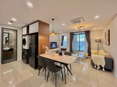 Vinh Hoi Serviced Apartment - Saigon Center Hotels near Ben Thanh Market