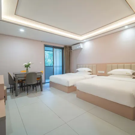 Mingcheng Hotel