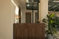 Lijiang Yueshang Snow View Hotel XUE SHAN INN (Old Town Dashuiche Store) - Baarit